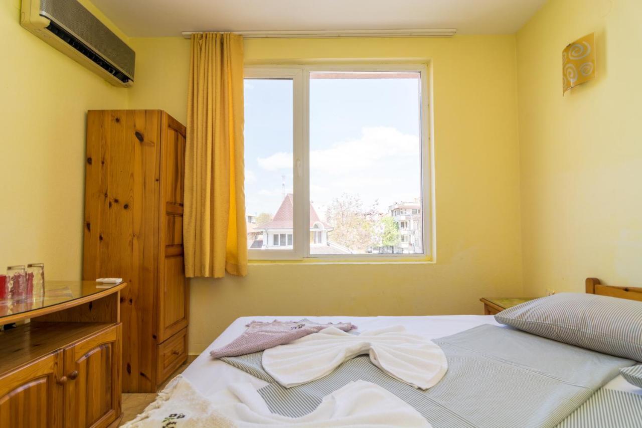 Fener Guest House Pomorie Buitenkant foto