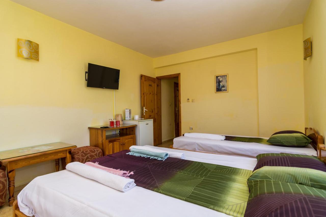Fener Guest House Pomorie Buitenkant foto