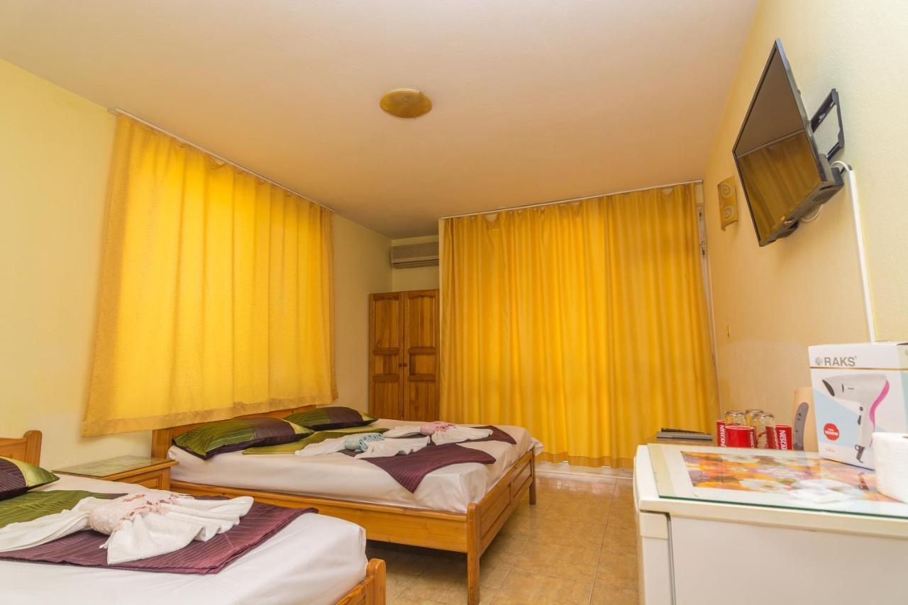 Fener Guest House Pomorie Buitenkant foto