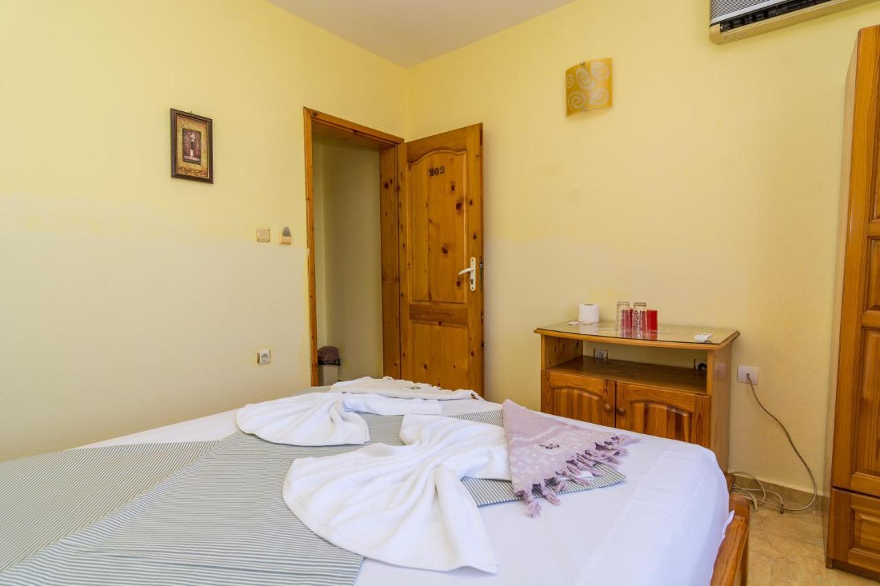 Fener Guest House Pomorie Buitenkant foto