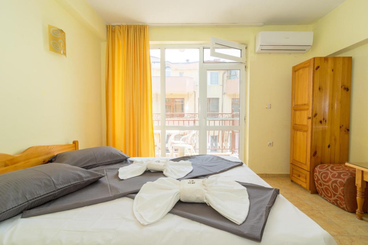 Fener Guest House Pomorie Buitenkant foto