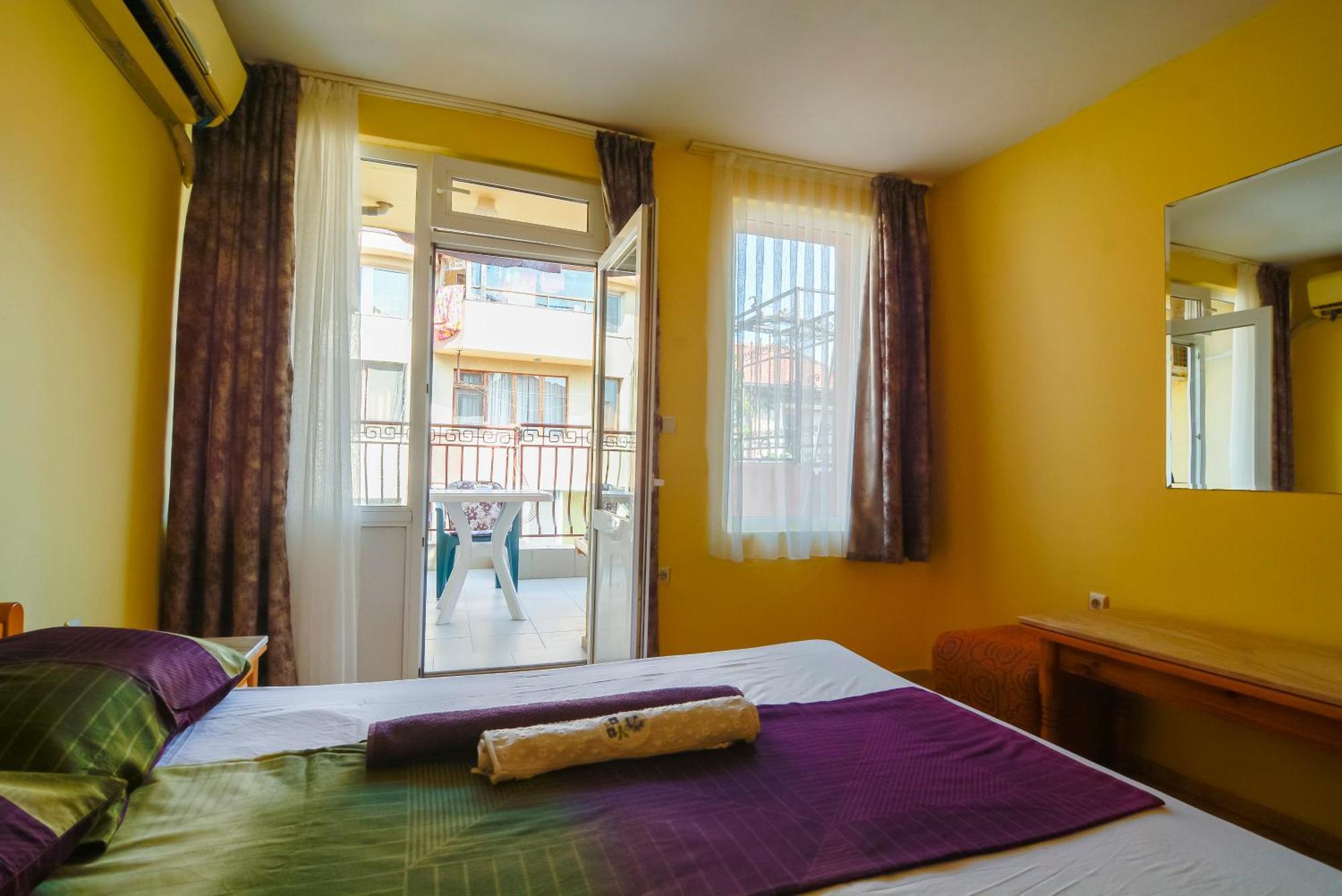 Fener Guest House Pomorie Buitenkant foto