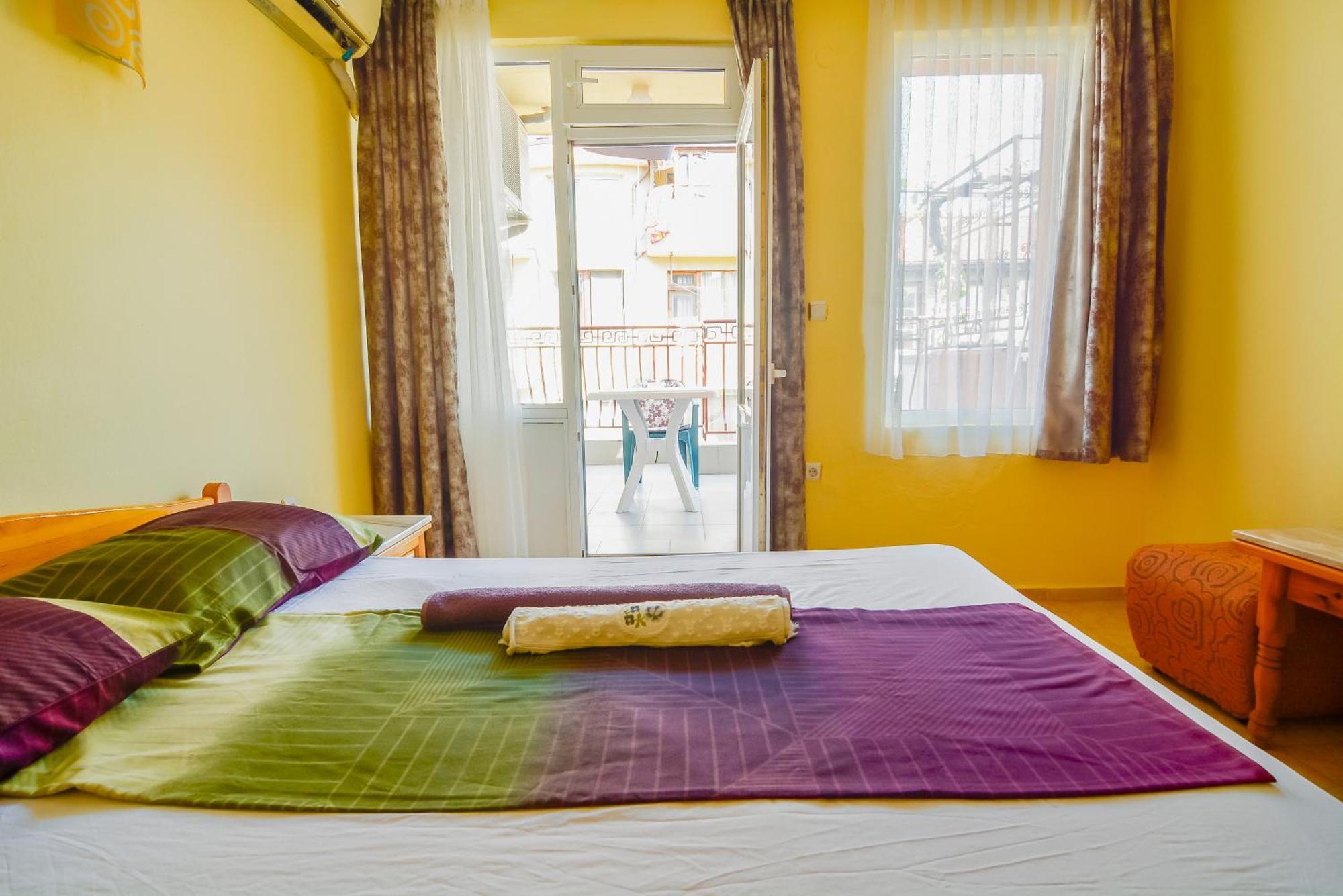 Fener Guest House Pomorie Buitenkant foto